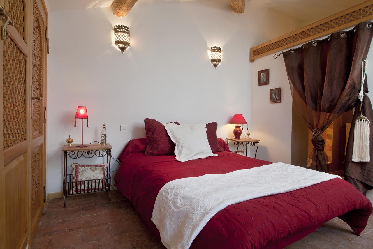 Chateau Sainte Colombe Panzió Kültér fotó