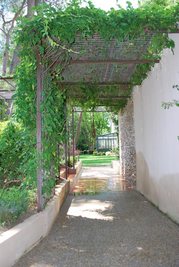 Chateau Sainte Colombe Panzió Kültér fotó